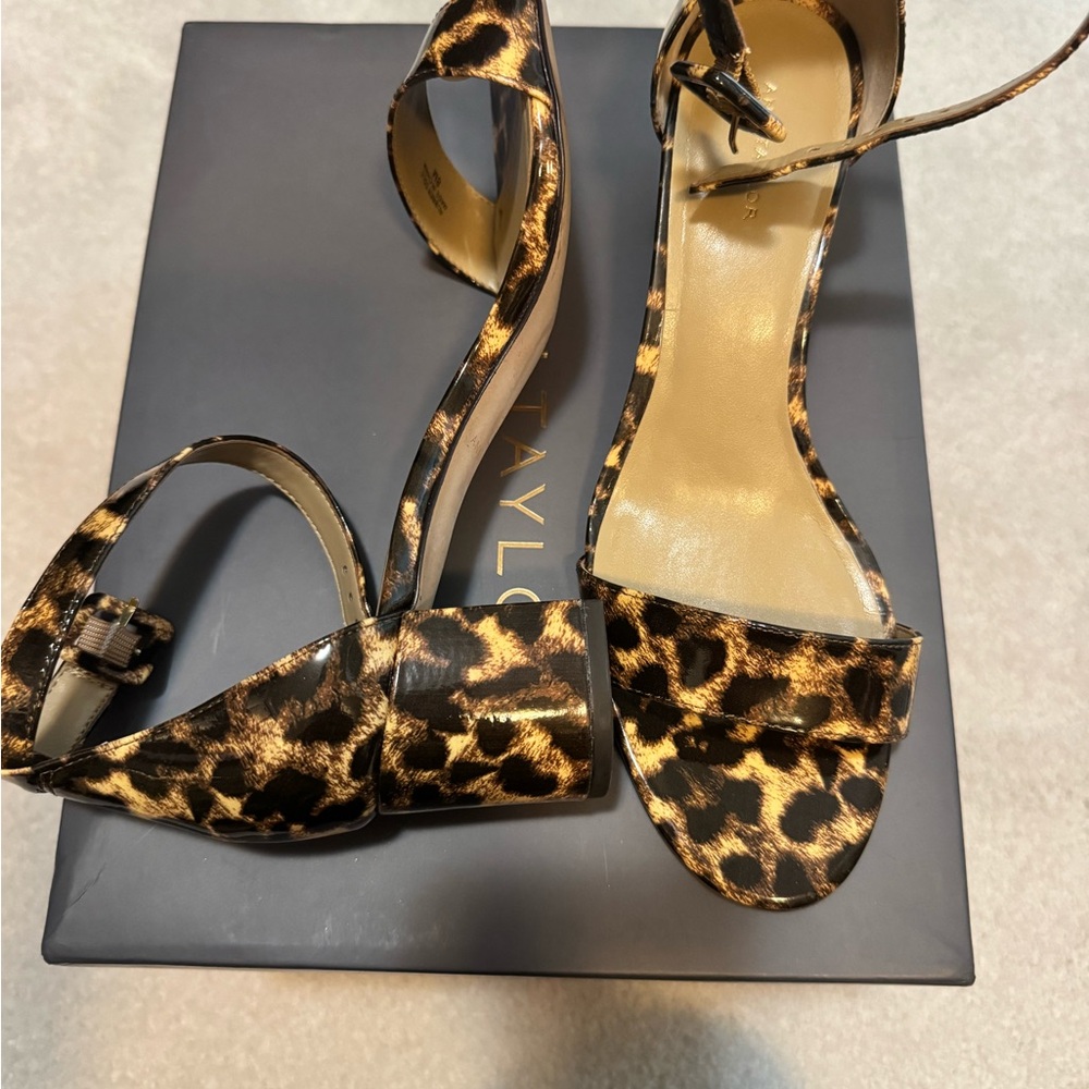 Ann Taylor Leopard Print Women's Sandals